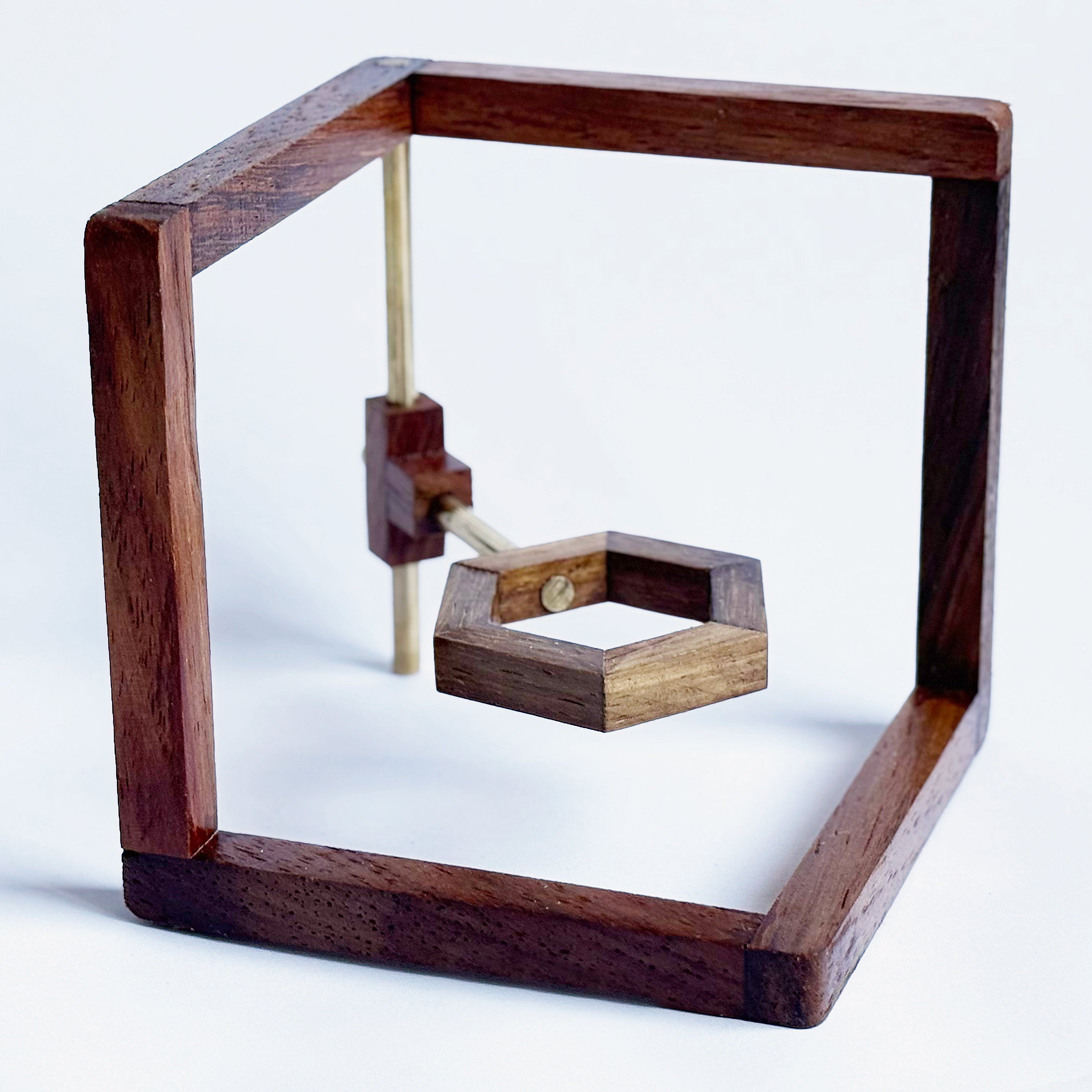 Zigzag stand – Evok Innovation